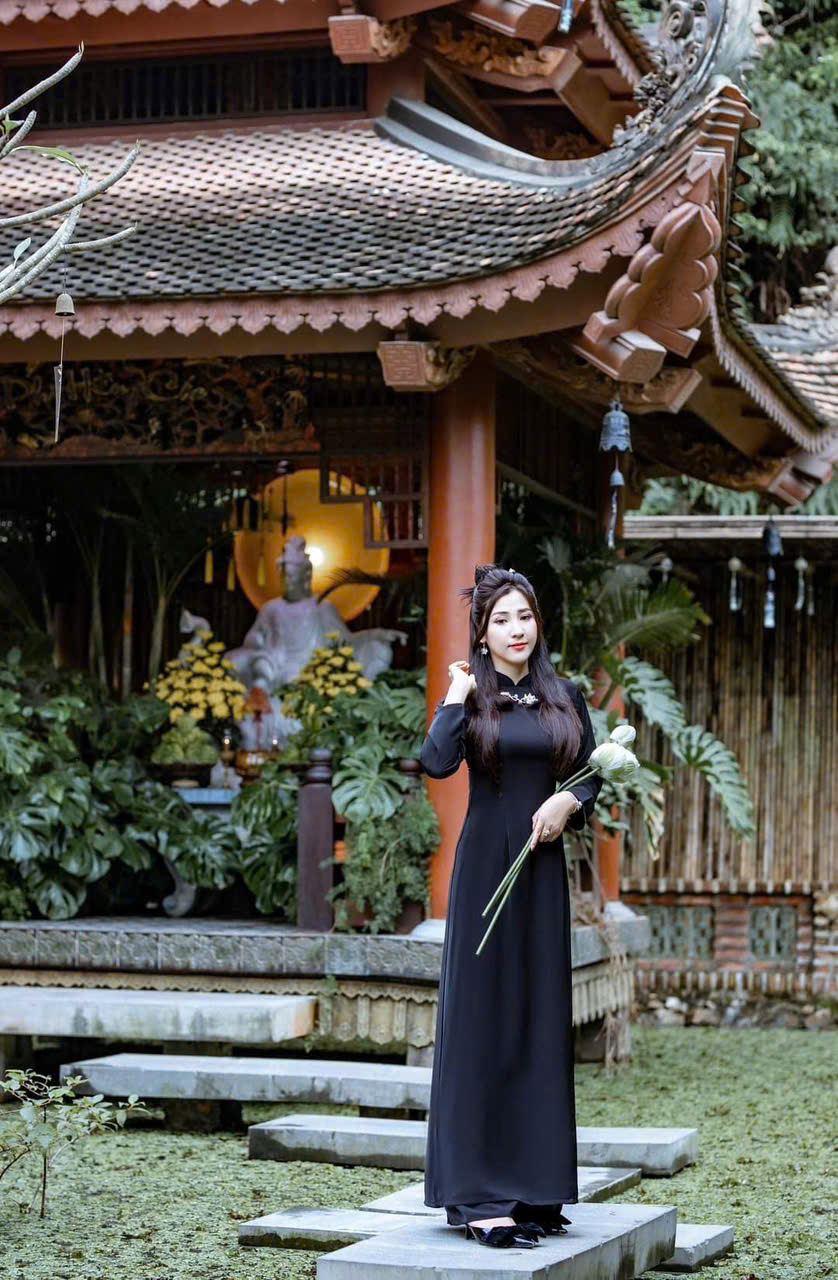 Bộ sưu tập <br/> Sắc Đêm Huyền Bí